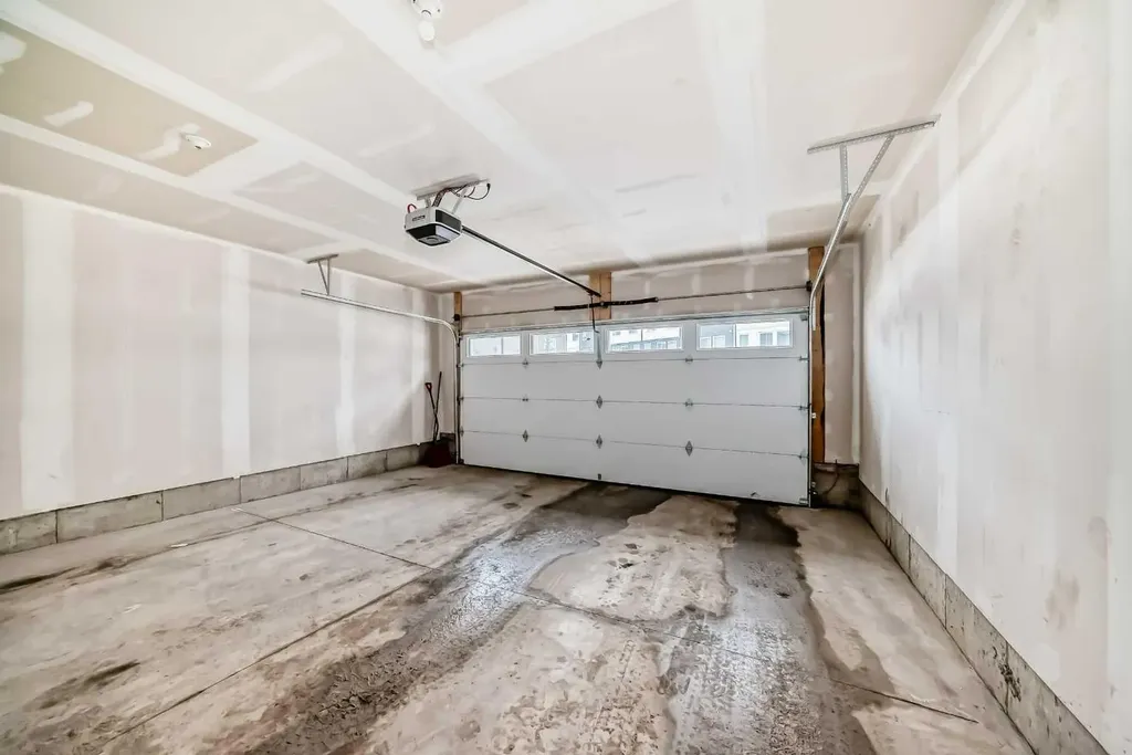 280 Chelsea Road Chestermere AB T1X 2P4