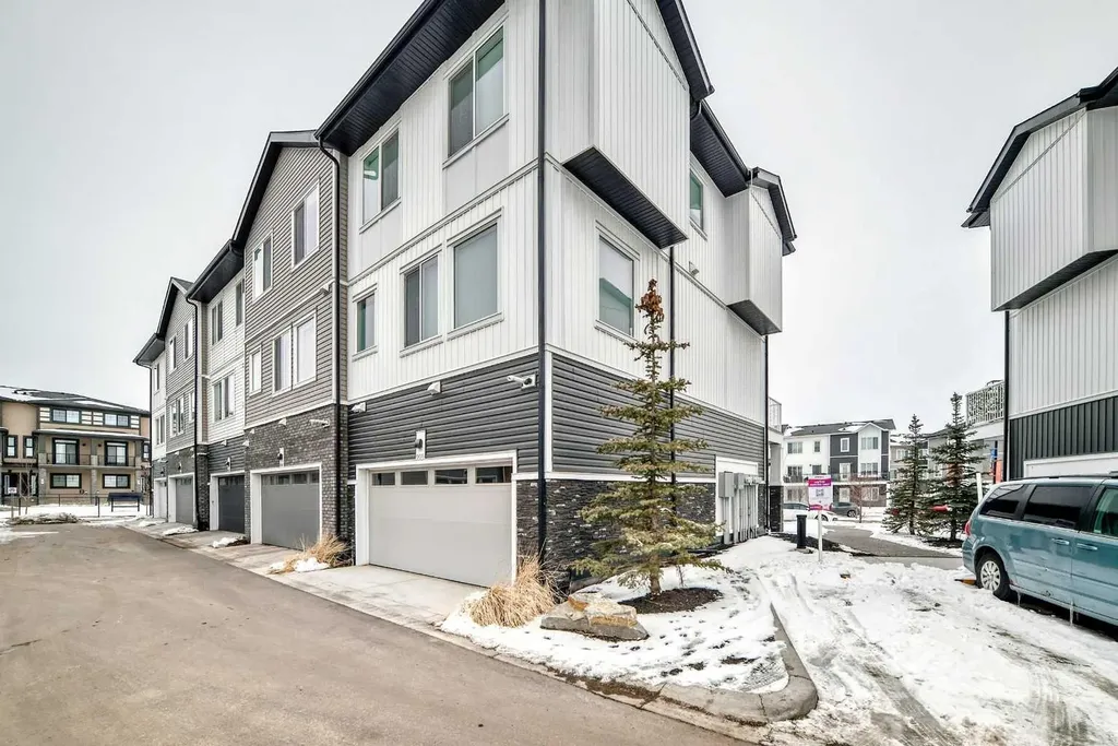 280 Chelsea Road Chestermere AB T1X 2P4