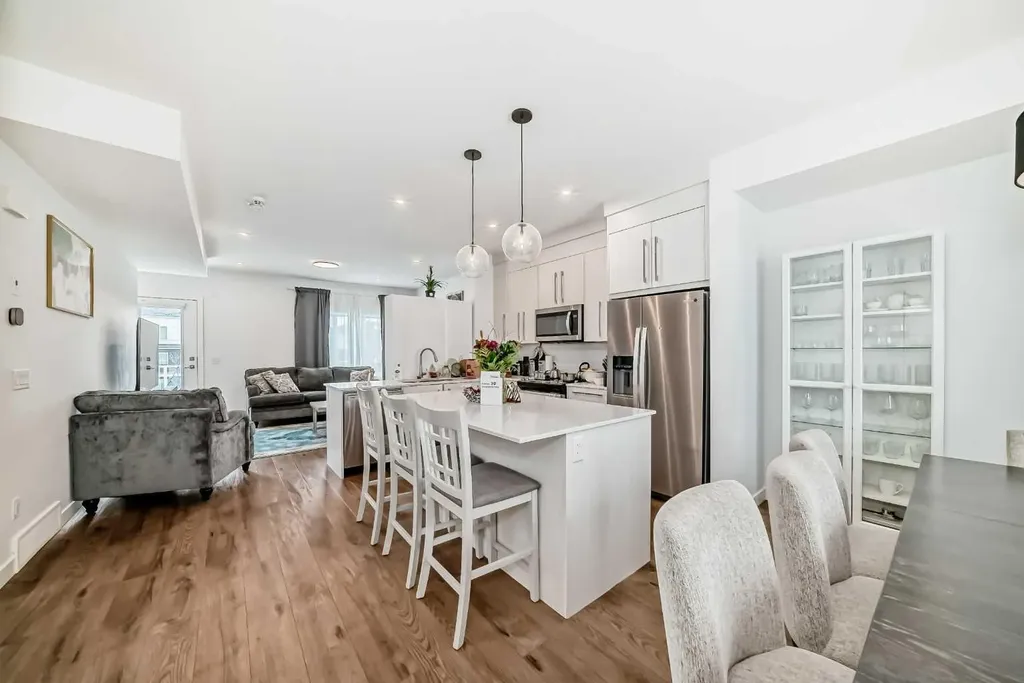 280 Chelsea Road Chestermere AB T1X 2P4