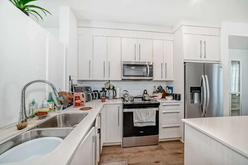 280 Chelsea Road Chestermere AB T1X 2P4