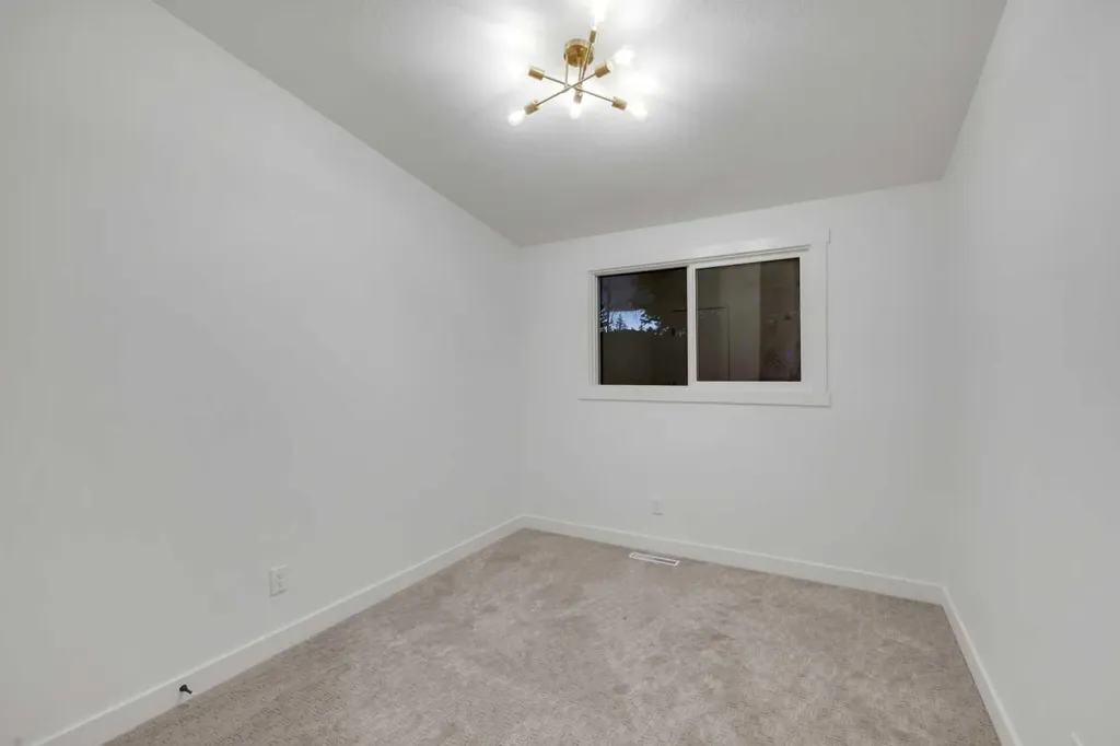 6316 Travois Crescent NW Calgary AB T2K 3S7