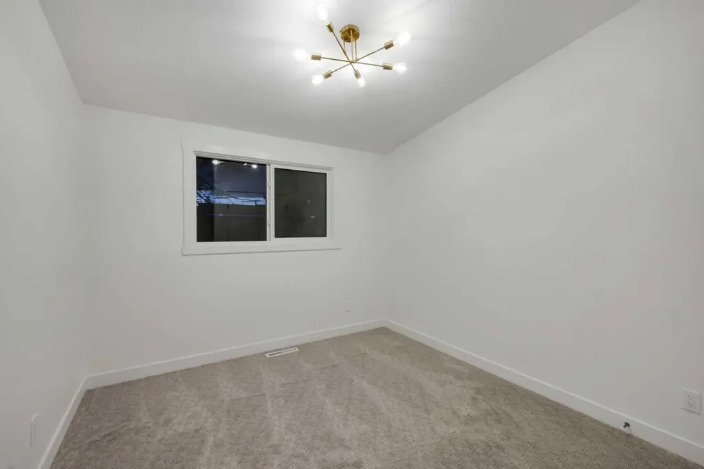 6316 Travois Crescent NW Calgary AB T2K 3S7