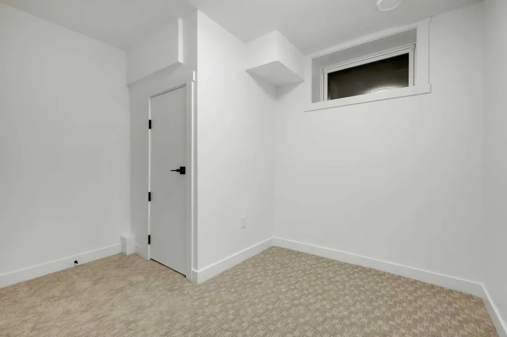 6316 Travois Crescent NW Calgary AB T2K 3S7