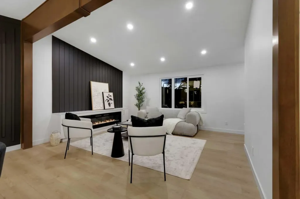 6316 Travois Crescent NW Calgary AB T2K 3S7