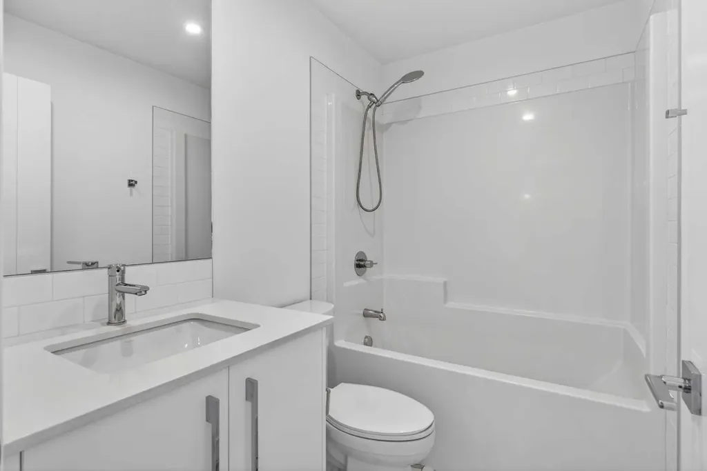 111 Wolf Creek Drive SE Calgary AB T2X5X2