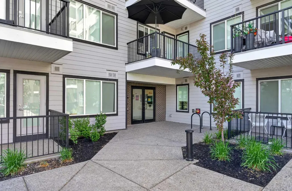 111 Wolf Creek Drive SE Calgary AB T2X5X2