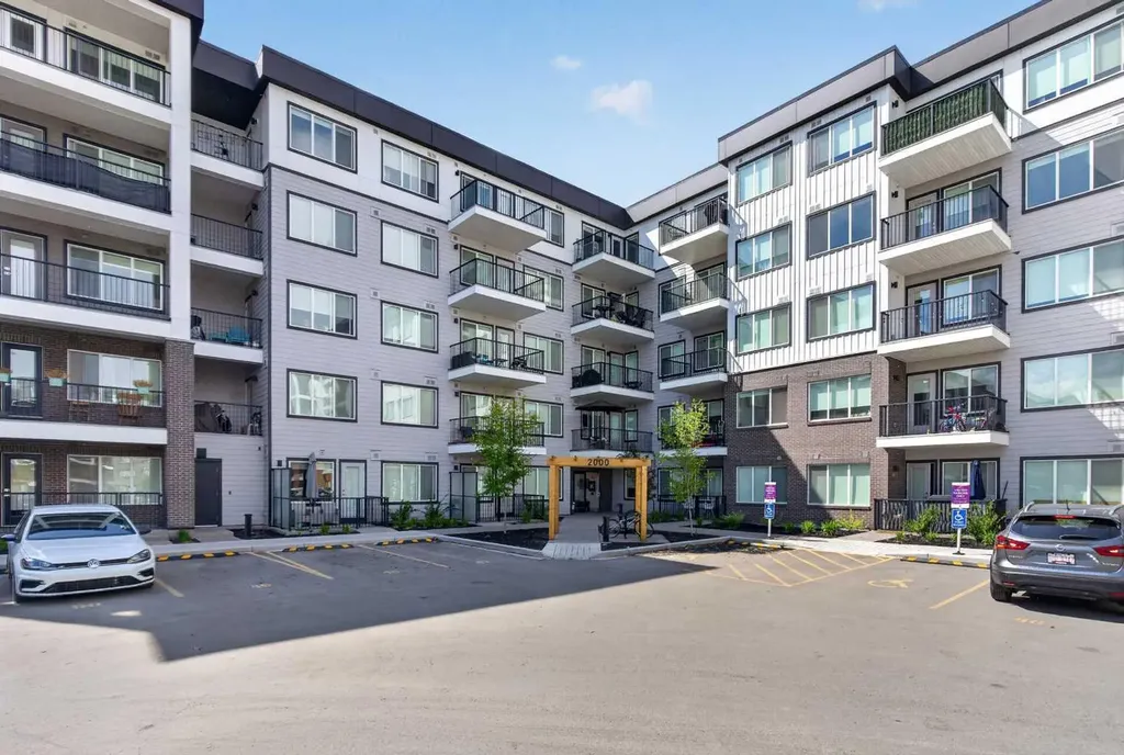 111 Wolf Creek Drive SE Calgary AB T2X5X2