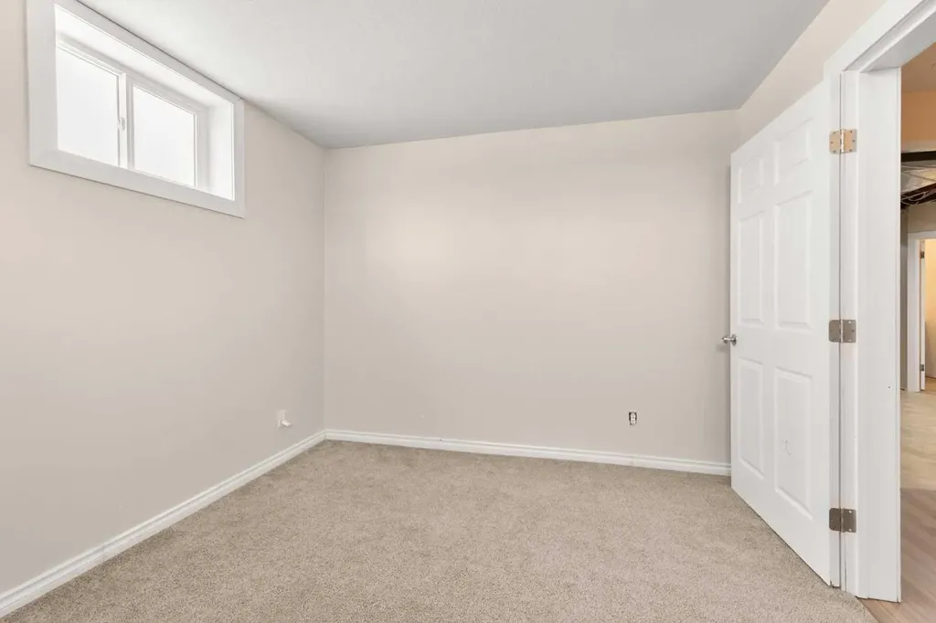 803 2 Avenue W Foremost AB T0K 0X0