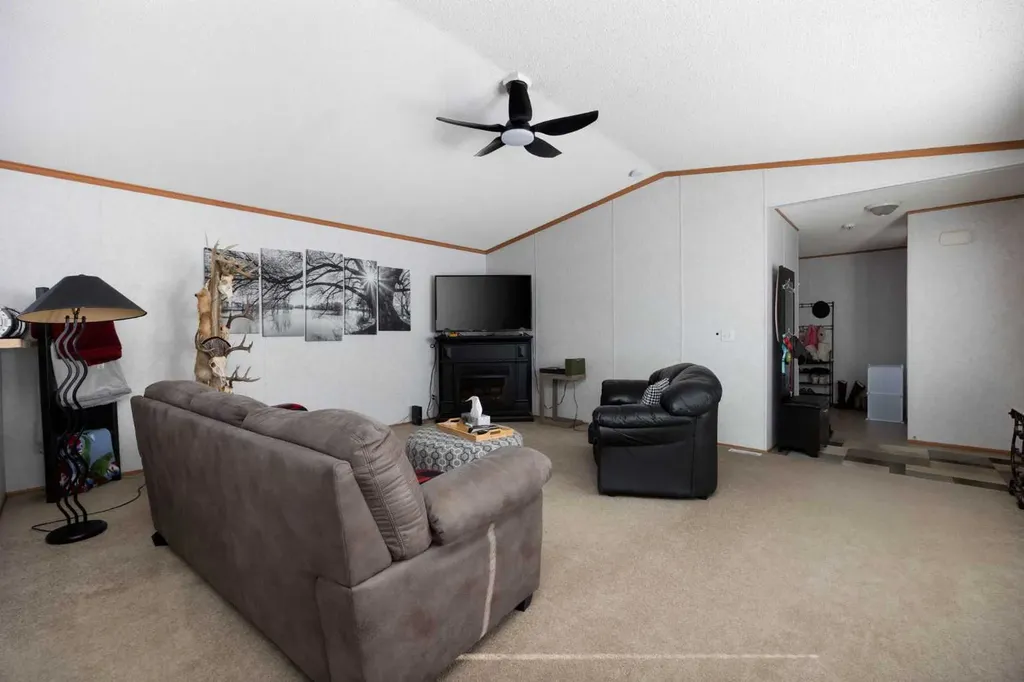 172 Gregoire Crescent Fort Mcmurray AB T9H 2L4