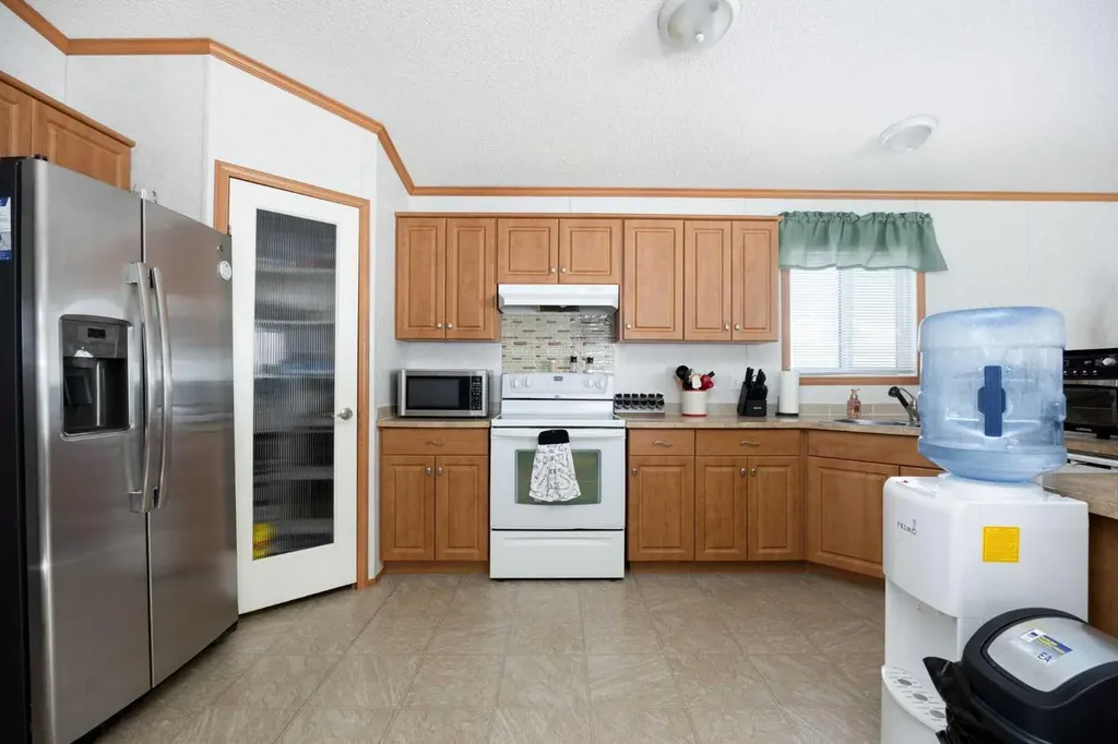 172 Gregoire Crescent Fort Mcmurray AB T9H 2L4