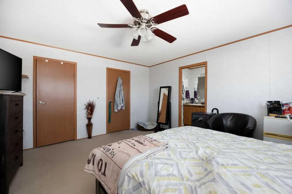 172 Gregoire Crescent Fort Mcmurray AB T9H 2L4