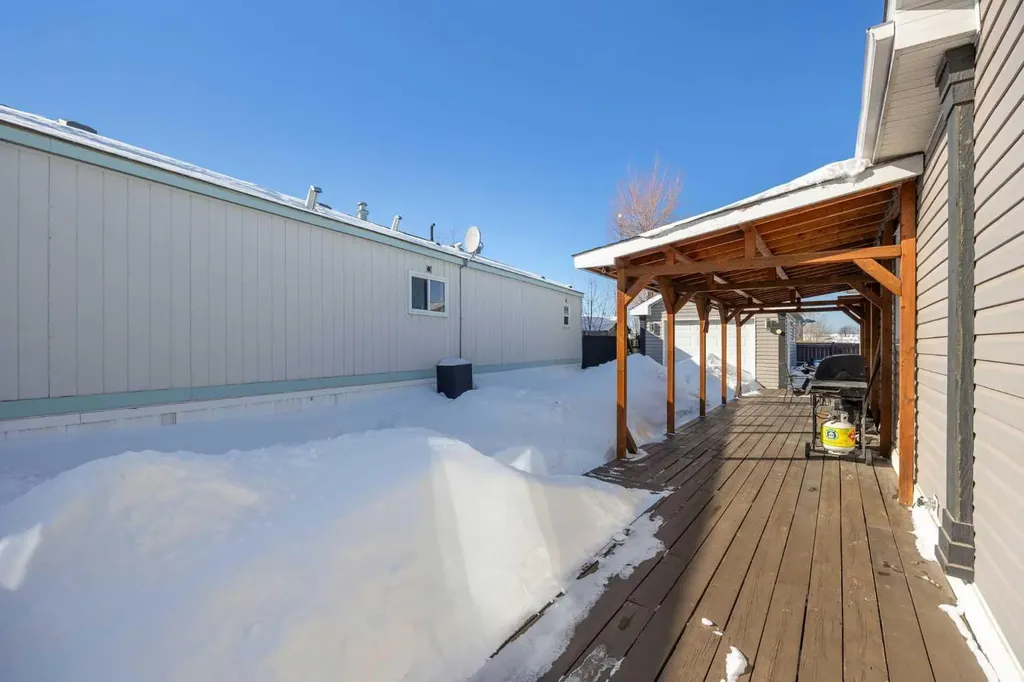 172 Gregoire Crescent Fort Mcmurray AB T9H 2L4
