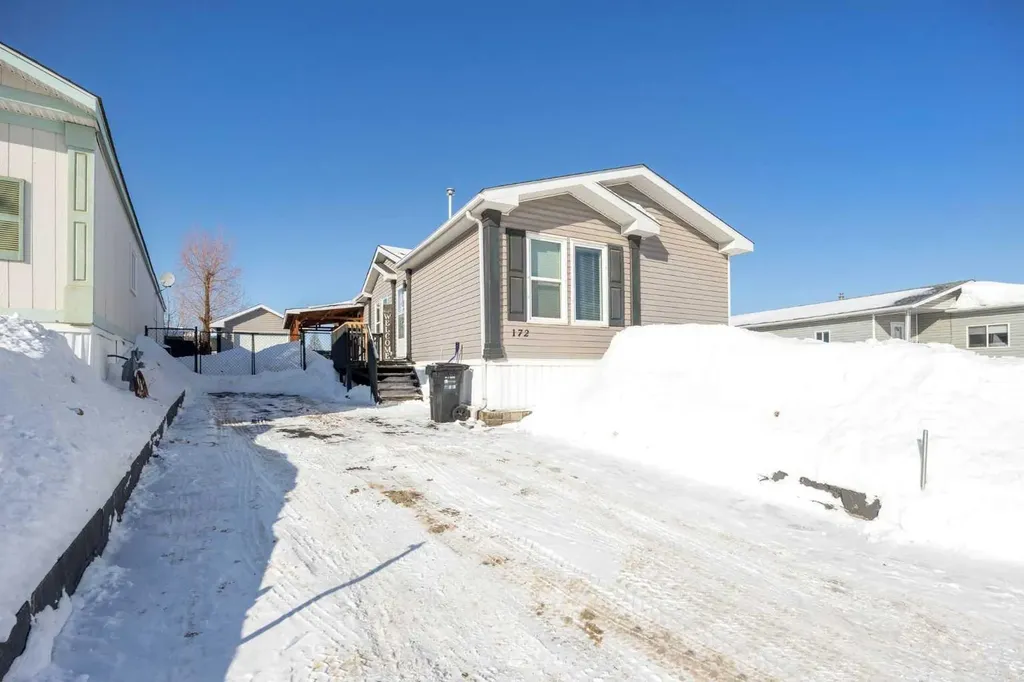 172 Gregoire Crescent Fort Mcmurray AB T9H 2L4