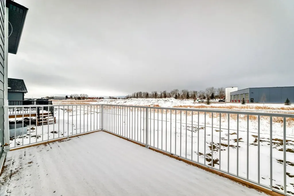 707 Mandalay Avenue Carstairs AB T0M 0N0