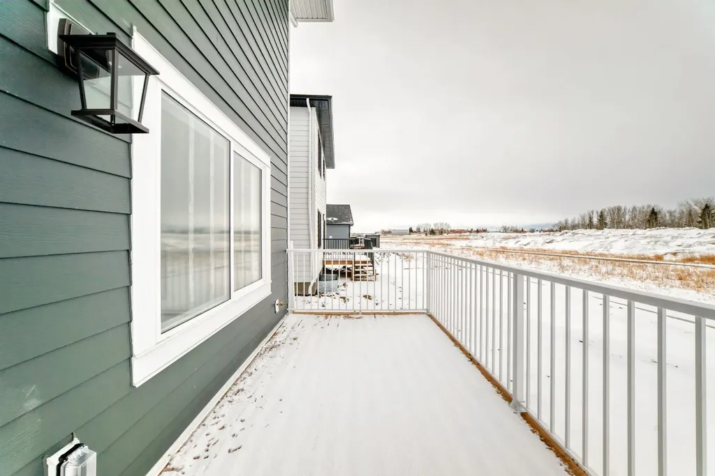 707 Mandalay Avenue Carstairs AB T0M 0N0