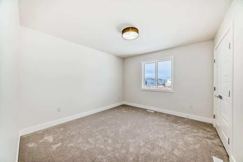 707 Mandalay Avenue Carstairs AB T0M 0N0