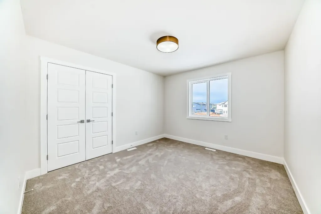 707 Mandalay Avenue Carstairs AB T0M 0N0