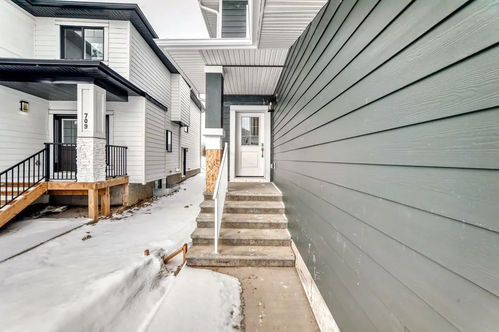 707 Mandalay Avenue Carstairs AB T0M 0N0