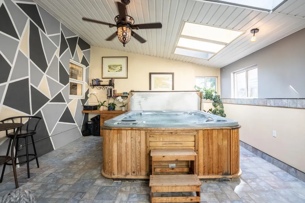 329 2 Avenue NE Milk River AB T0K 1M0