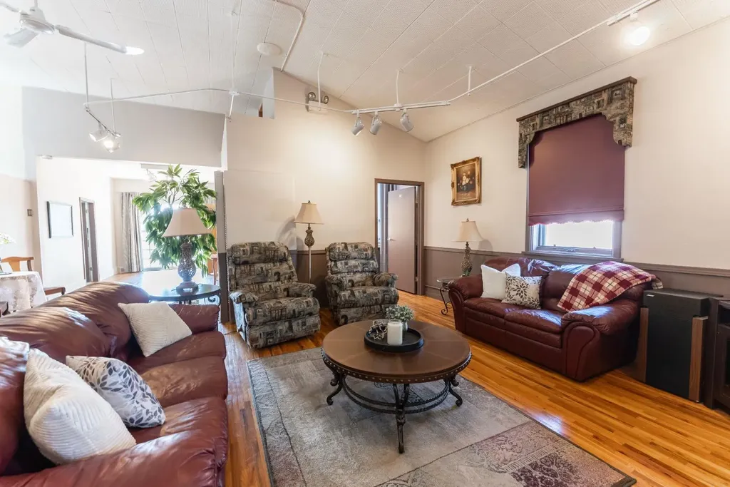 329 2 Avenue NE Milk River AB T0K 1M0