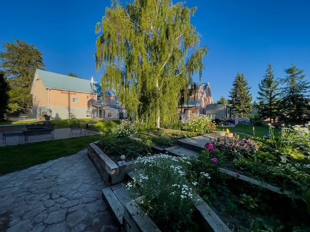 329 2 Avenue NE Milk River AB T0K 1M0