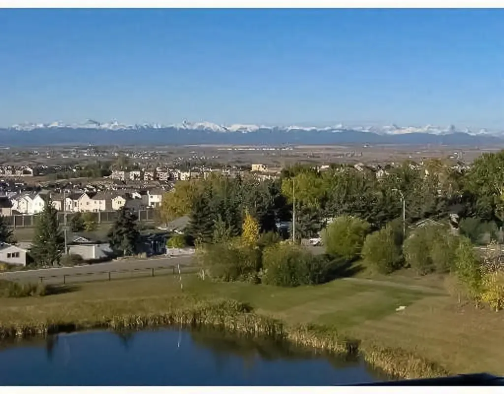 144 Rocky Vista Terrace NW Calgary AB T3G 5G7