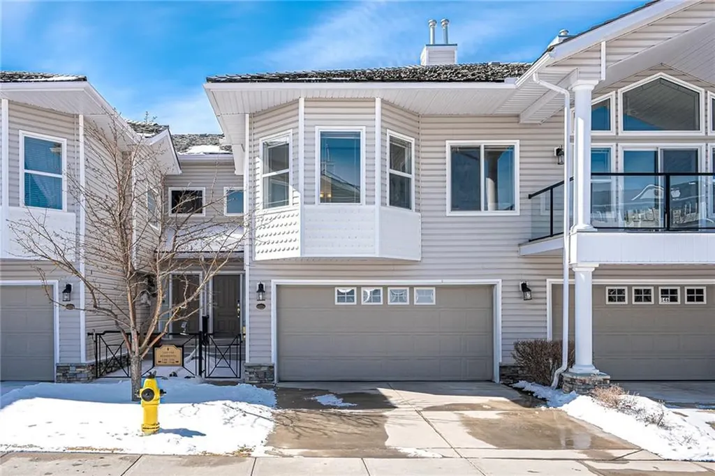 144 Rocky Vista Terrace NW Calgary AB T3G 5G7
