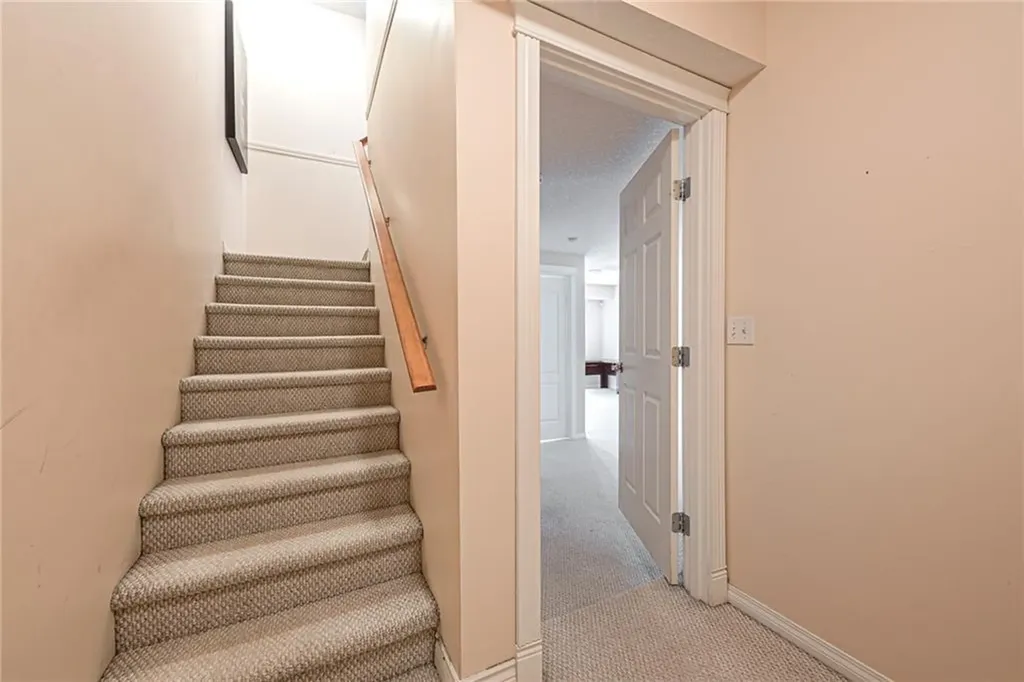 144 Rocky Vista Terrace NW Calgary AB T3G 5G7
