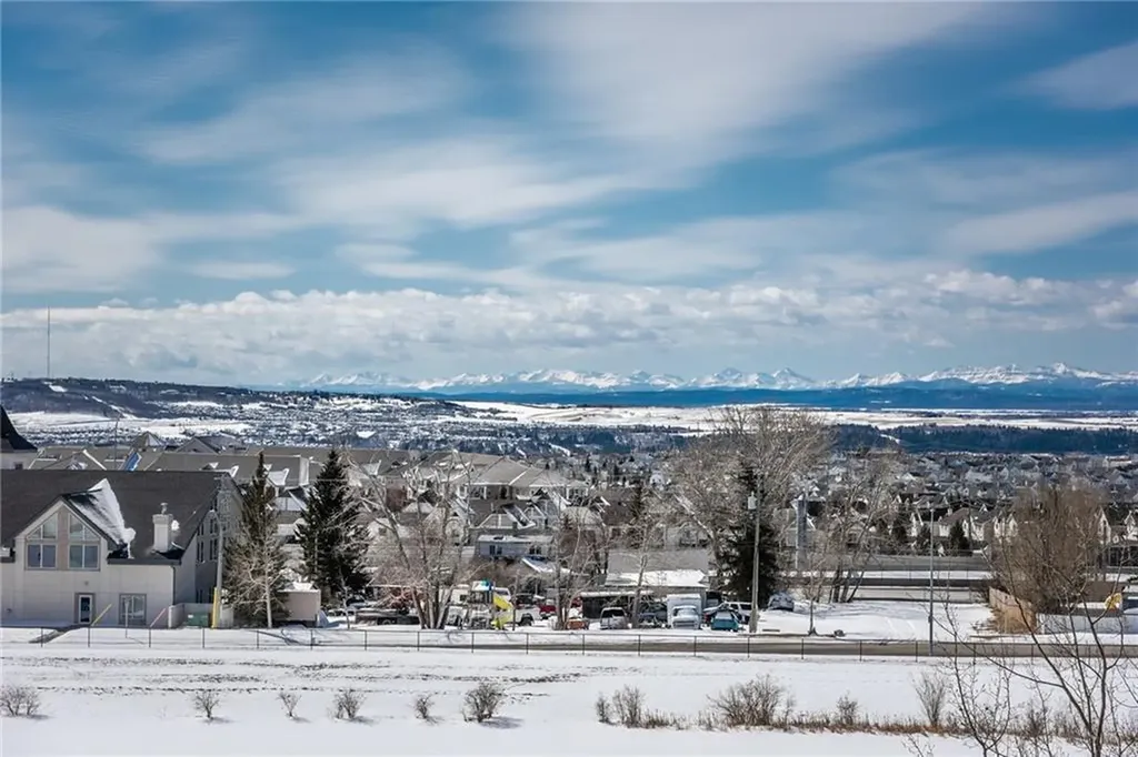 144 Rocky Vista Terrace NW Calgary AB T3G 5G7