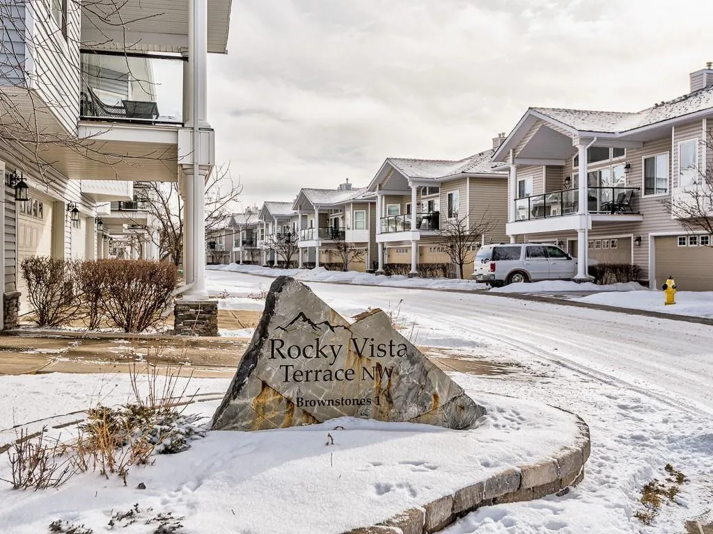 144 Rocky Vista Terrace NW Calgary AB T3G 5G7