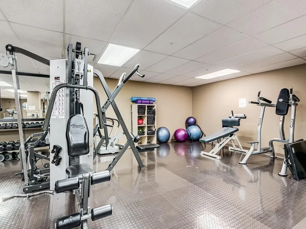 144 Rocky Vista Terrace NW Calgary AB T3G 5G7