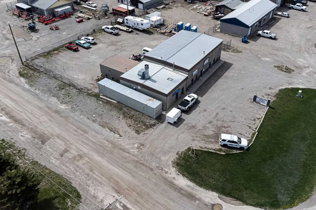 1142 Macleod Street Pincher Creek AB T0K 1W0