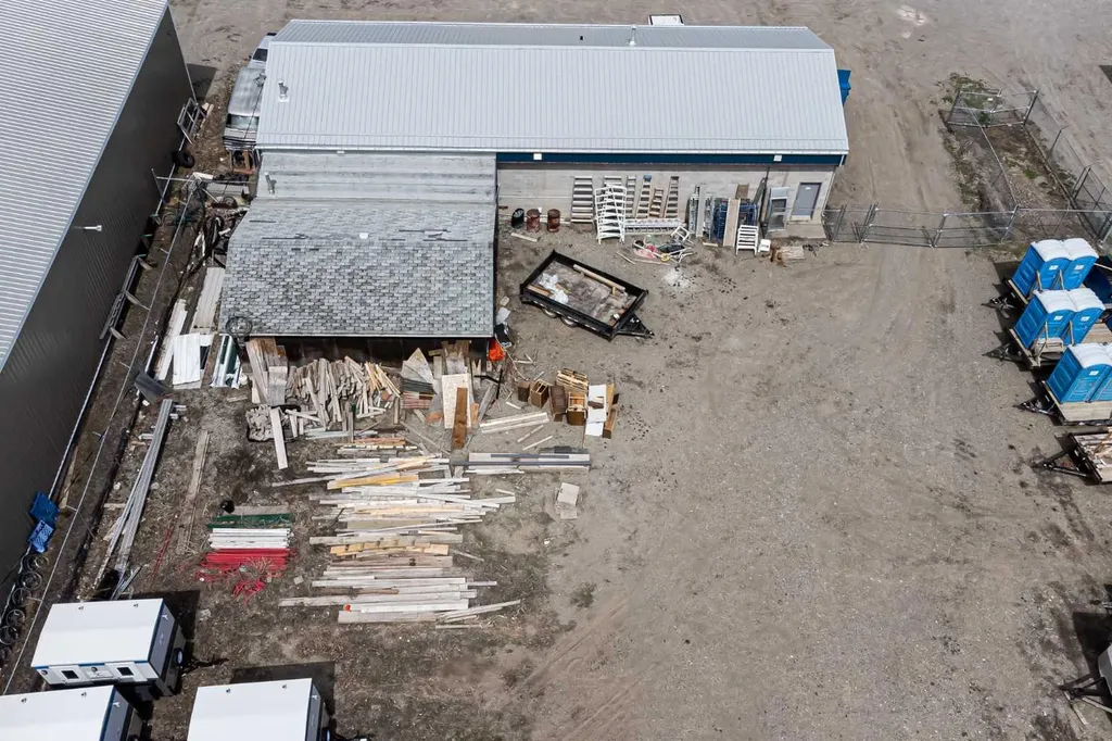 1142 Macleod Street Pincher Creek AB T0K 1W0