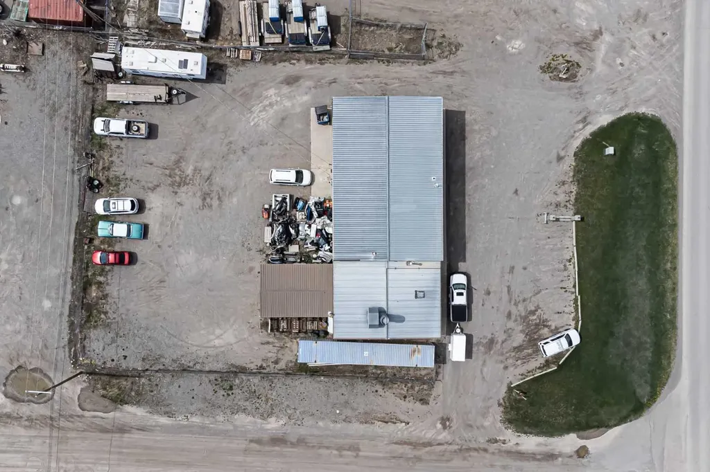 1142 Macleod Street Pincher Creek AB T0K 1W0