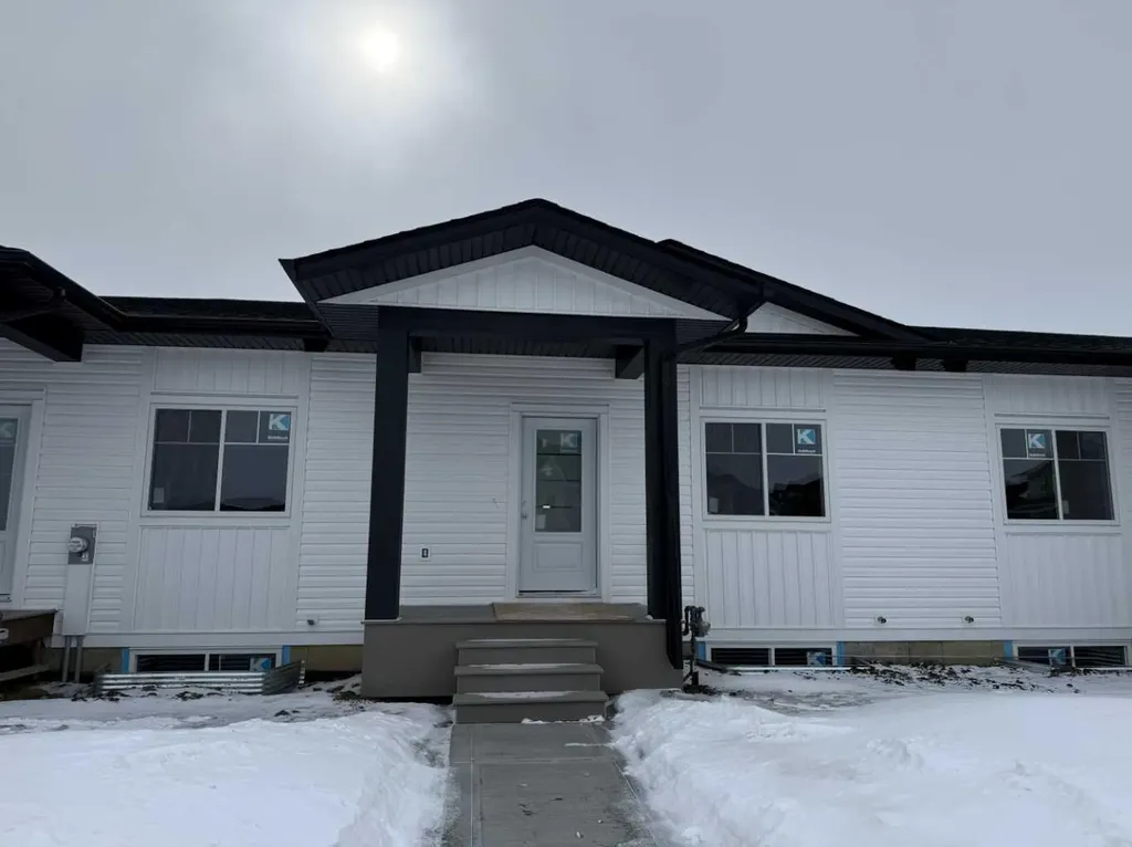 7 Gray Close Sylvan Lake AB T4S 0W4
