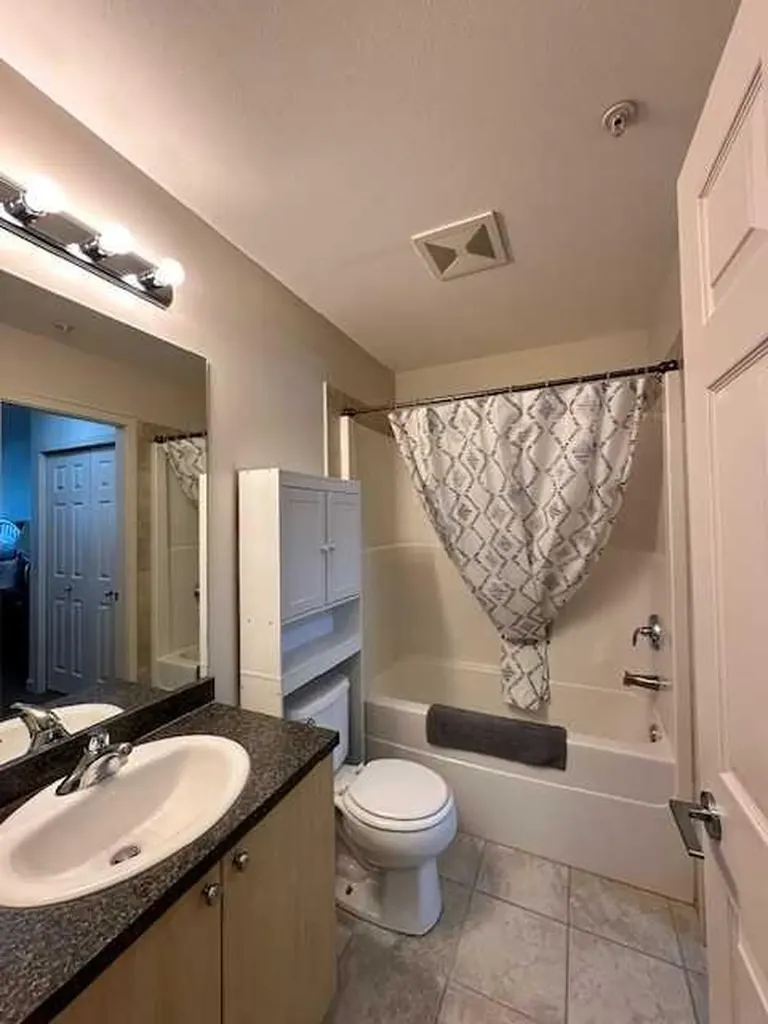 8528 Manning Avenue Fort Mcmurray AB T9H5G2