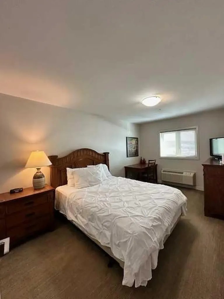 8528 Manning Avenue Fort Mcmurray AB T9H5G2