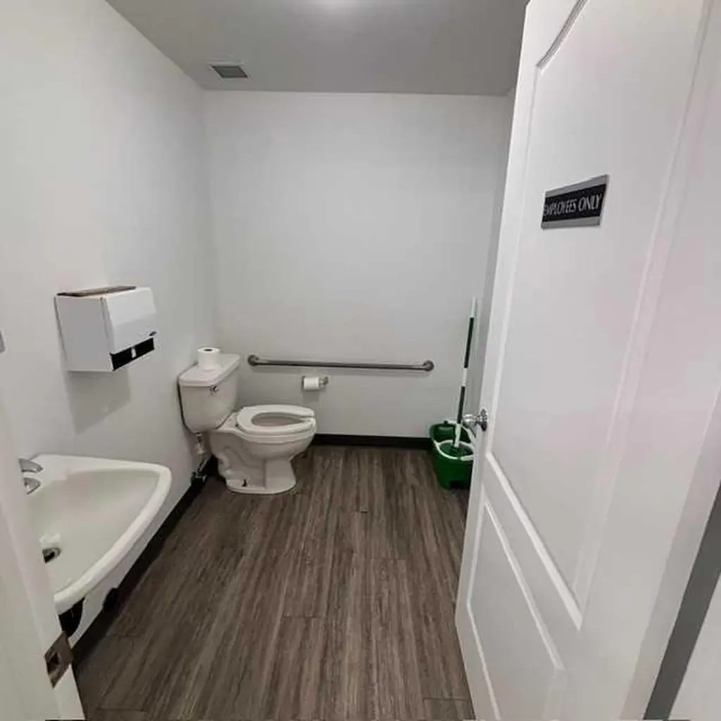 3307 Dunmore Road SE Medicine Hat AB T1B 3R2