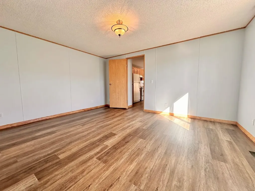318-349 Railway Avenue Duchess AB T0J 0Z0
