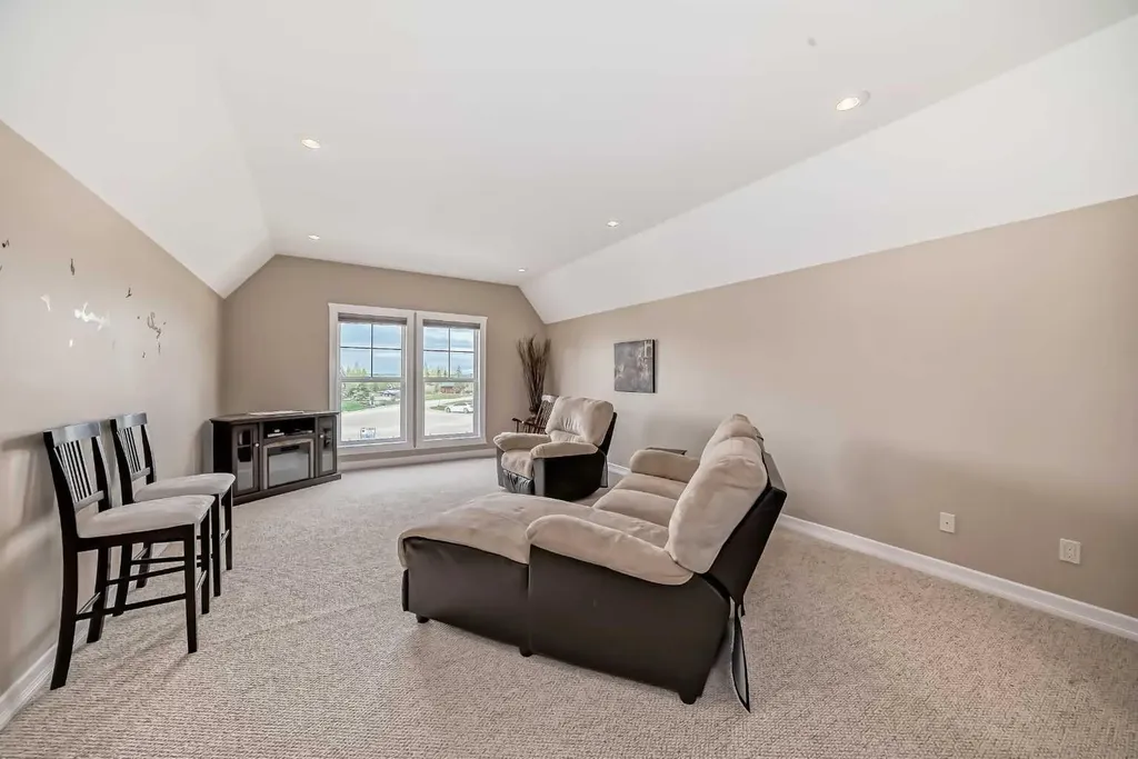 559 Summer Crescent Rural Ponoka County AB T0C 2J0