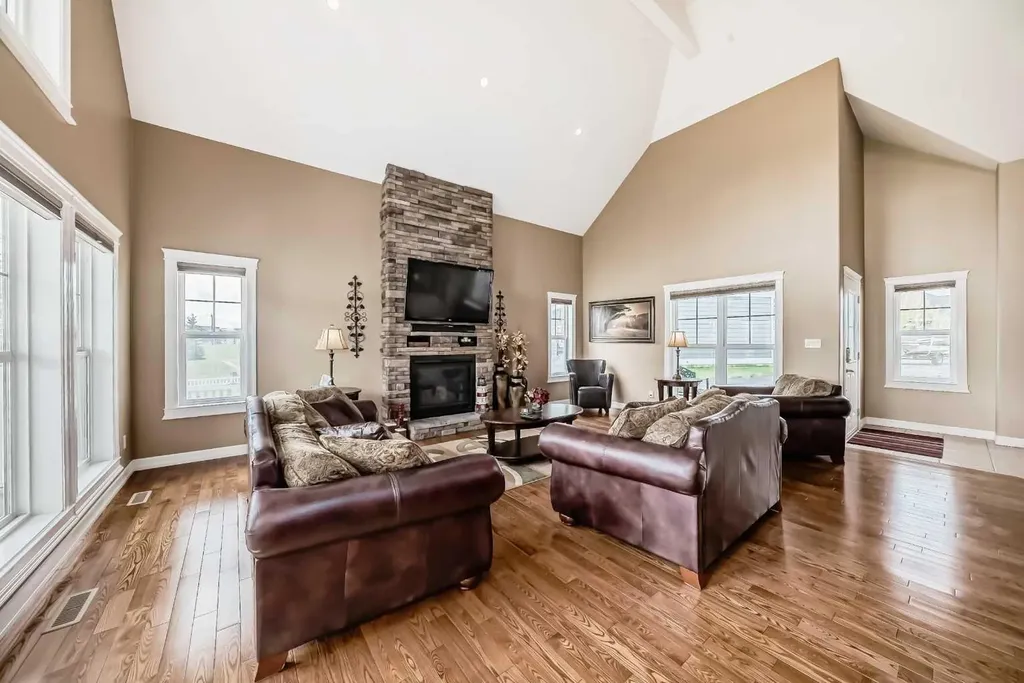 559 Summer Crescent Rural Ponoka County AB T0C 2J0