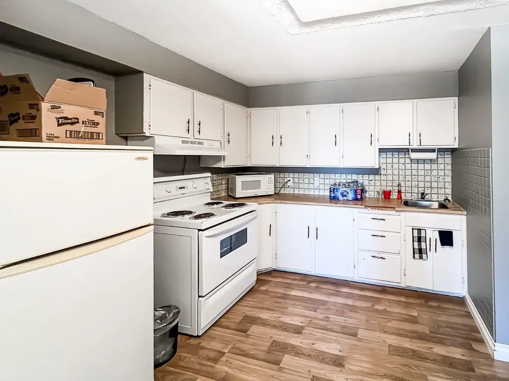 4903 50 Street Girouxville AB T0H 1S0