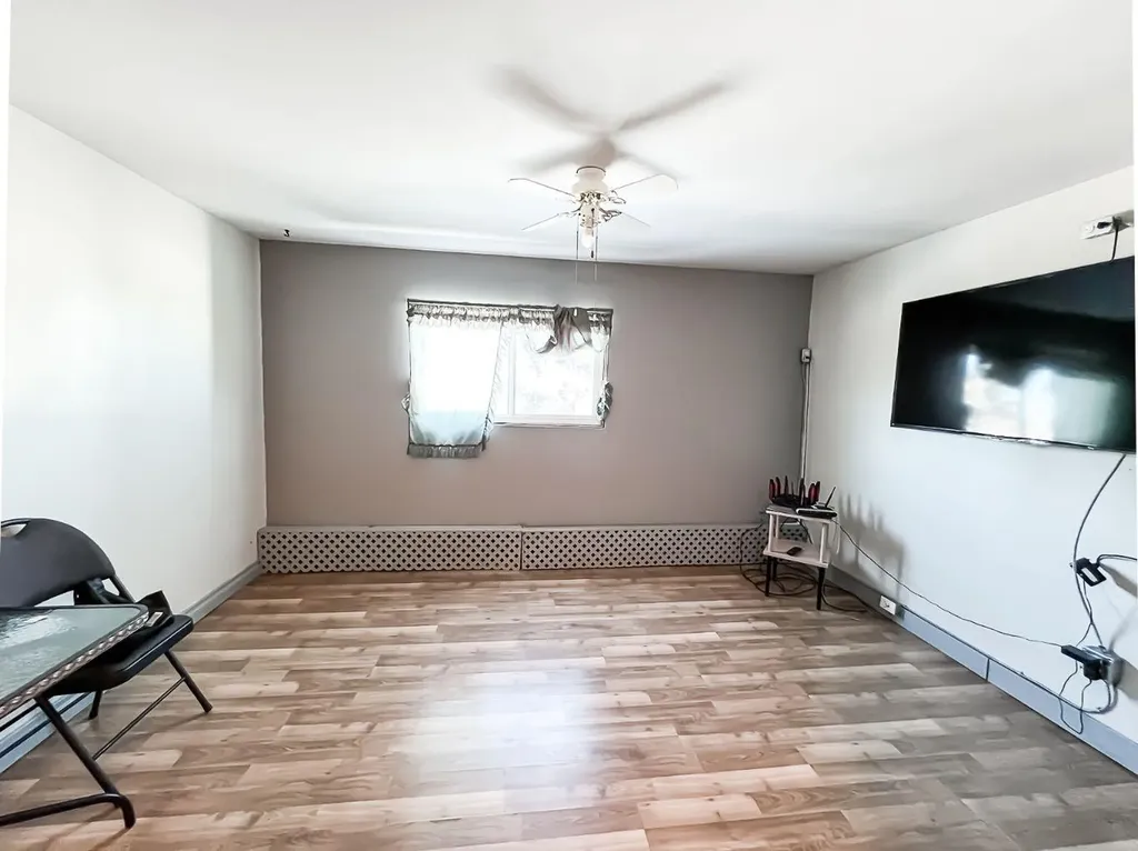 4903 50 Street Girouxville AB T0H 1S0