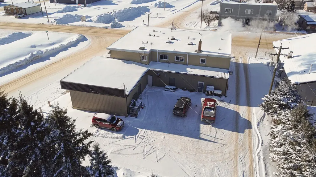4903 50 Street Girouxville AB T0H 1S0