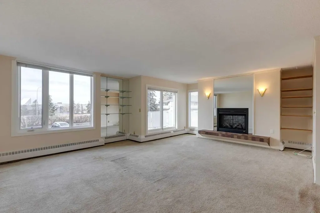 3737 42 Street NW Calgary AB T3A 2M8