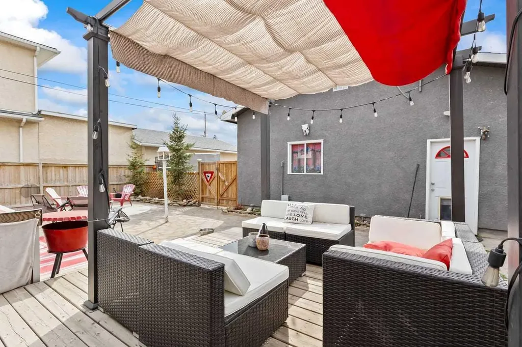1509 38 Street SE Calgary AB T2A 1G7