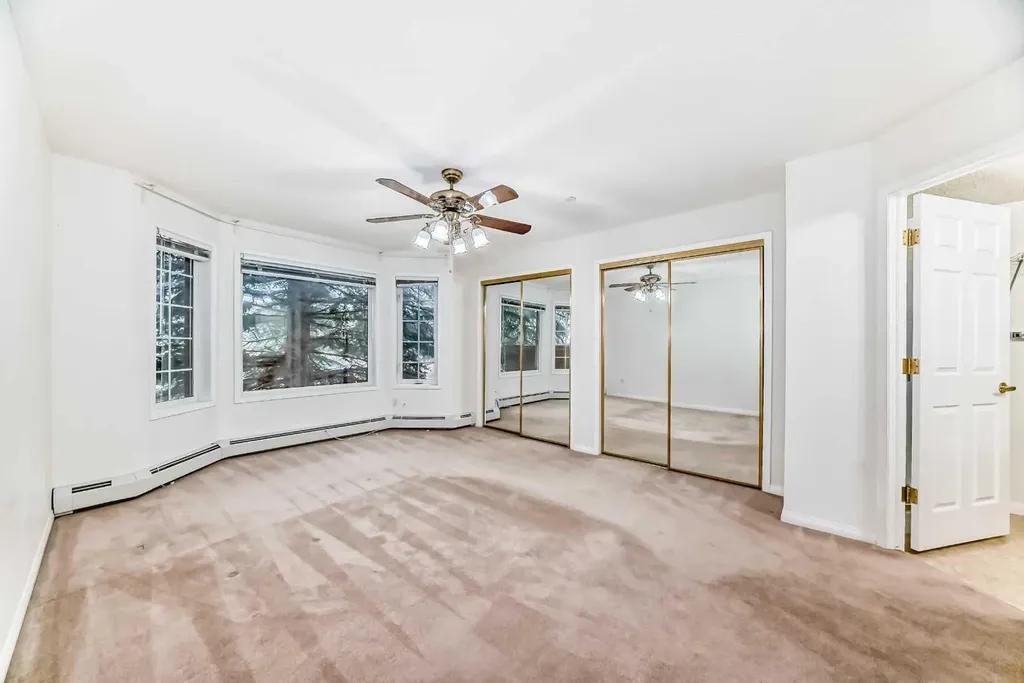 3202 Sienna Park Green SW Calgary AB T3H3N7