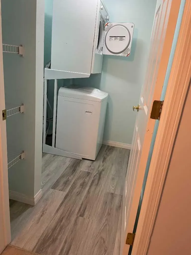 3202 Sienna Park Green SW Calgary AB T3H3N7