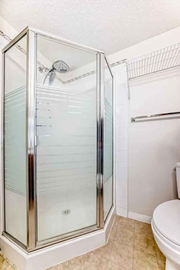 3202 Sienna Park Green SW Calgary AB T3H3N7