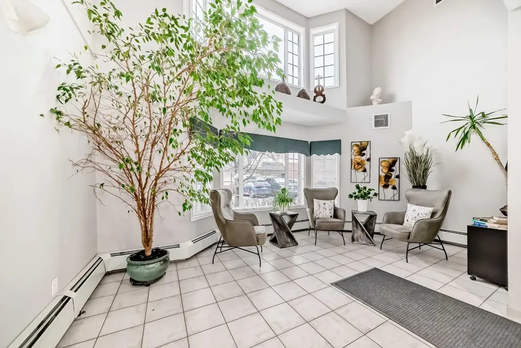 3202 Sienna Park Green SW Calgary AB T3H3N7